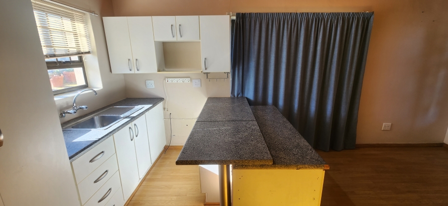 5 Bedroom Property for Sale in Dana Bay Western Cape